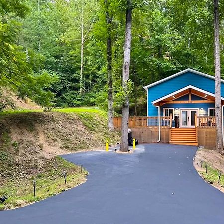 Serenity Cabin Pigeon Forge Exterior photo